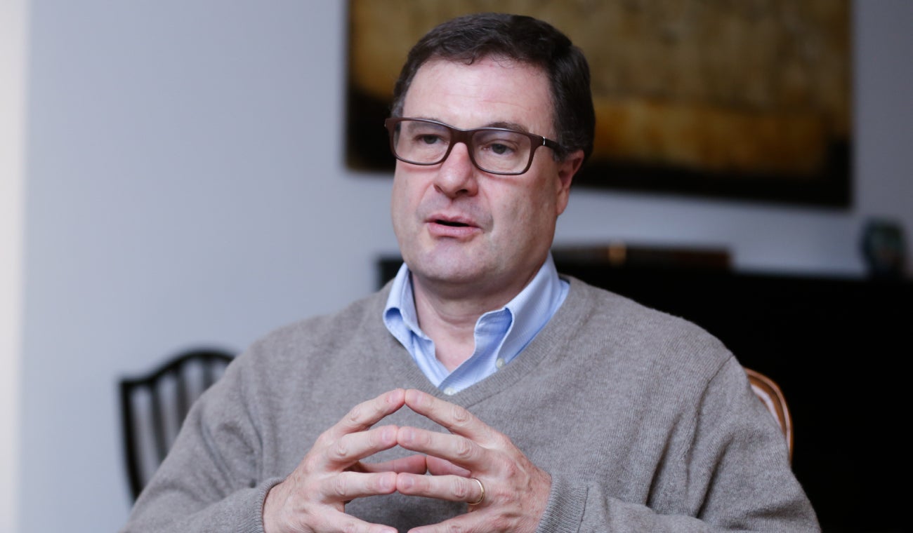 Destituido e inhabilitado por modificar contrato de Ruta del Sol: Luis Fernando Andrade Moreno.