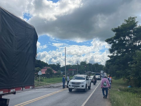 Van cinco días de bloqueso