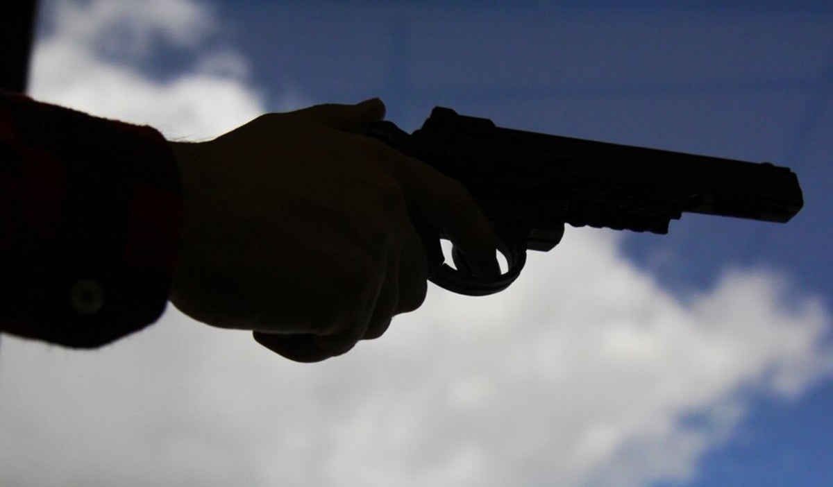 Pistola