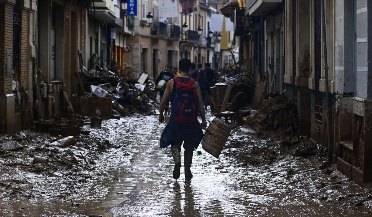 Esta catástrofe, que afecta mayoritariamente a la Comunidad Valenciana, fue calificada como la peor serie de inundaciones en el país desde el siglo pasado