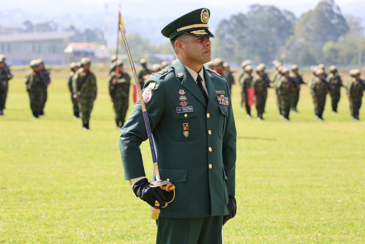 Imagen del general Federico Mejía en una ceremonia de ascensos del Ejército.