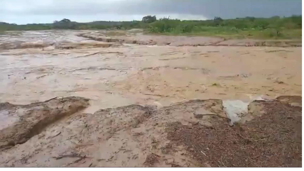 Carreteras en la Alta Guajira en temporada de invierno.