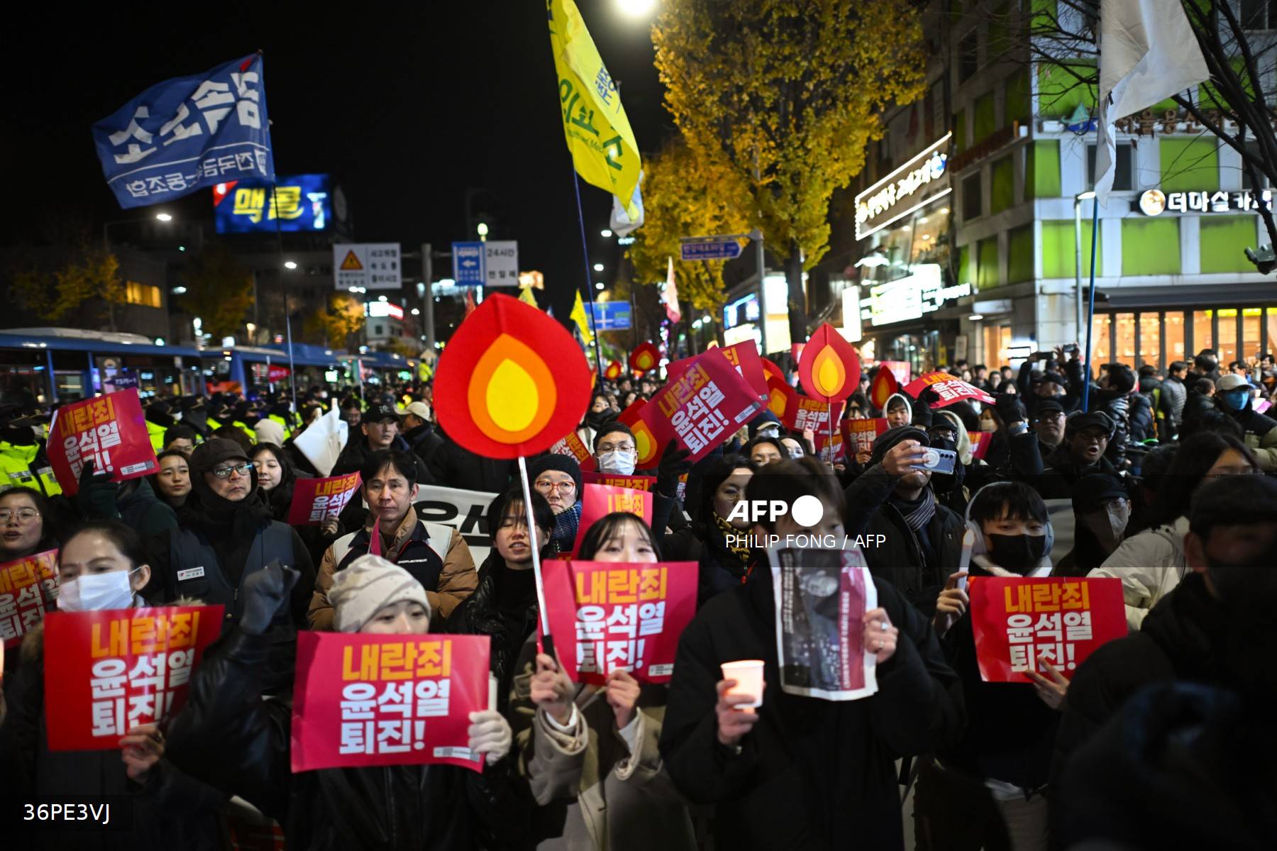 Manifestaciones en Corea de Sur por ley marcial