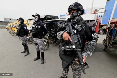 Policía en Ecuador