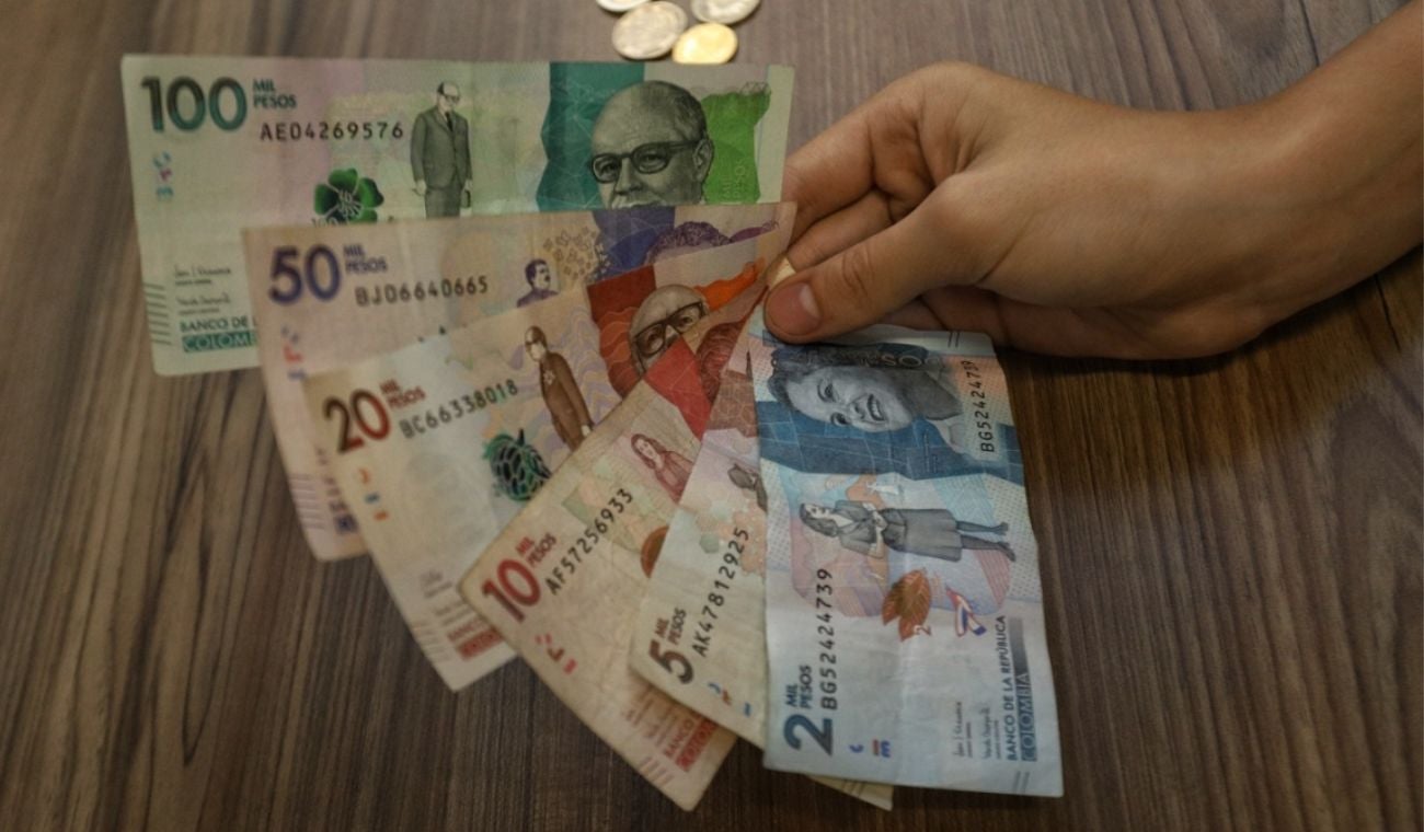 SALARIO que deberían recibir para ser ESTRATO MEDIO
