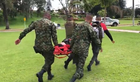 Militares heridos