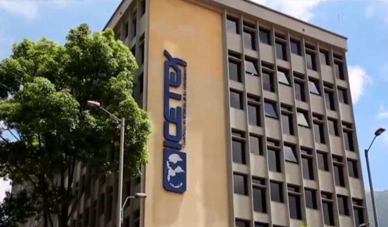 Nuevas BECAS VIRTUALES en COLOMBIA: 99 oportunidades para estudiar