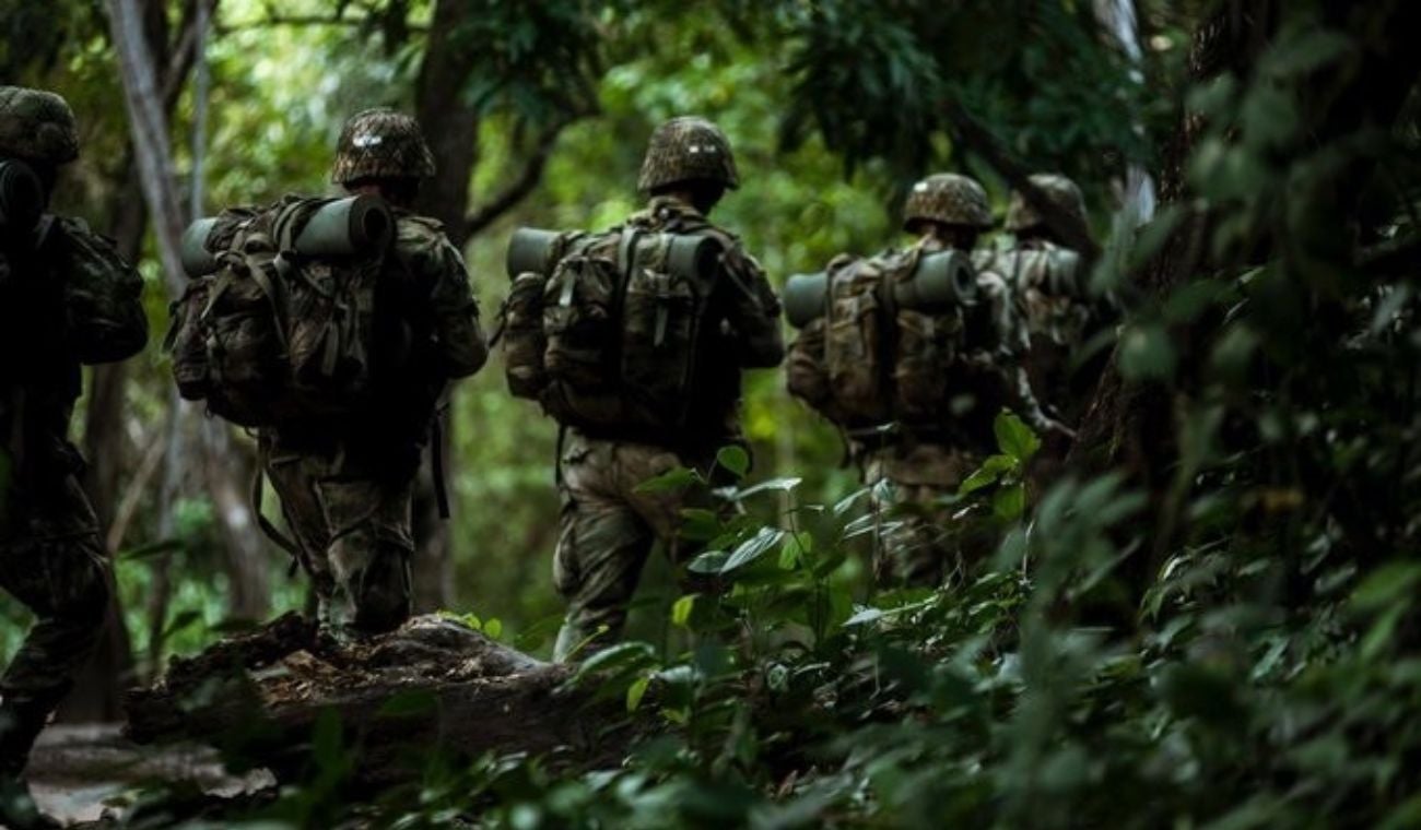 Militares