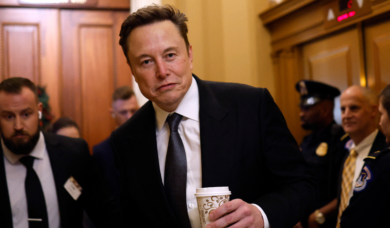 Elon Musk lanza X TV