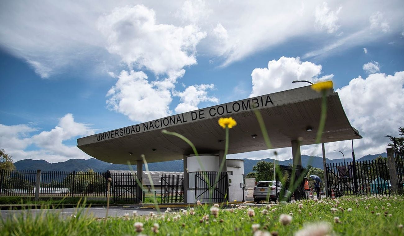 Universidad Nacional