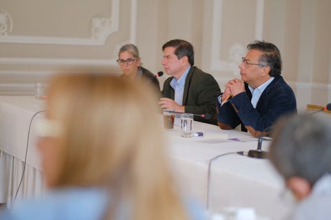 Petro se reunió con organizaciones de derechos humanos.
