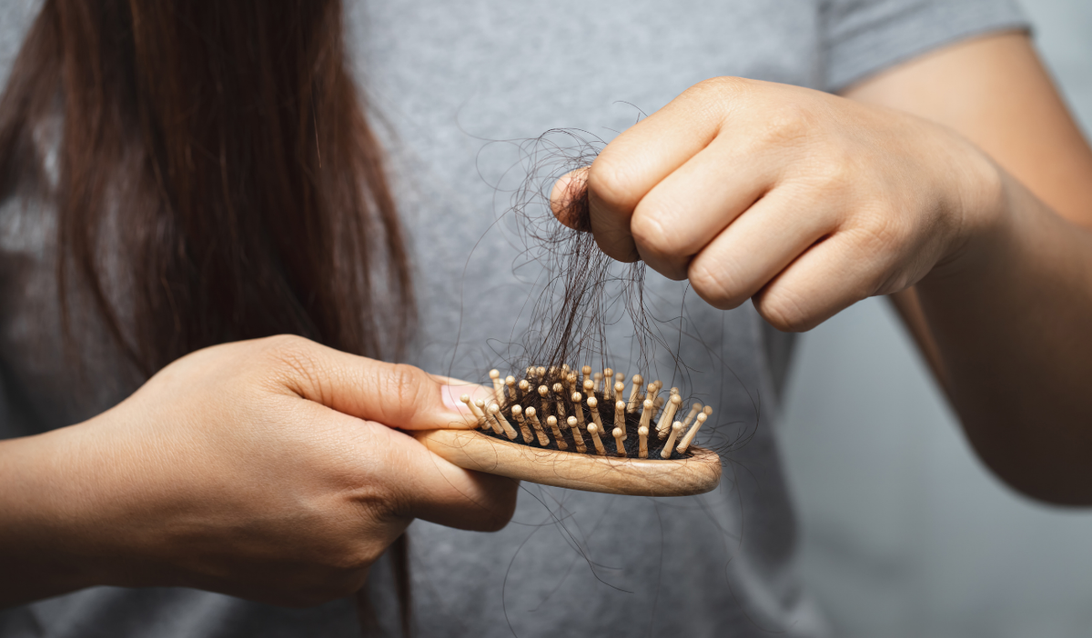 ¿Cómo evitar la caída del cabello en 2025?