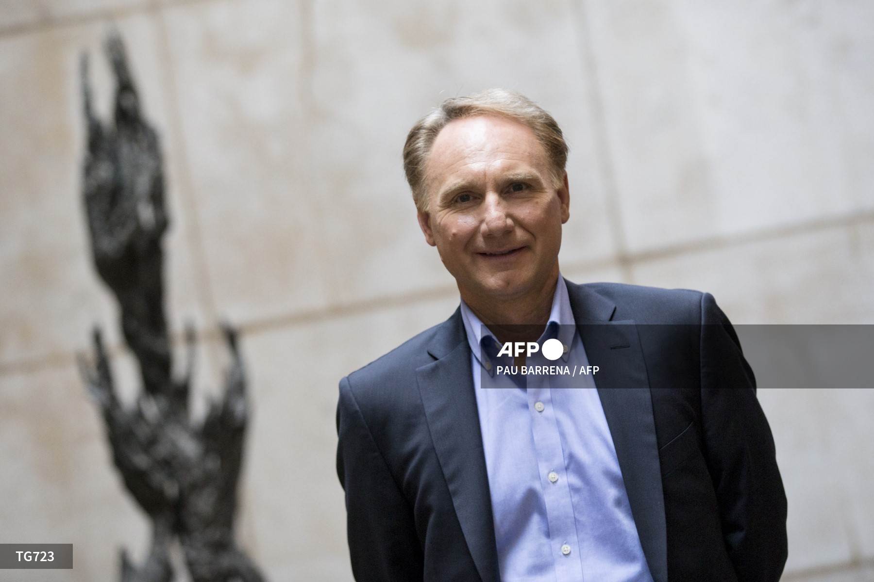 Dan Brown
