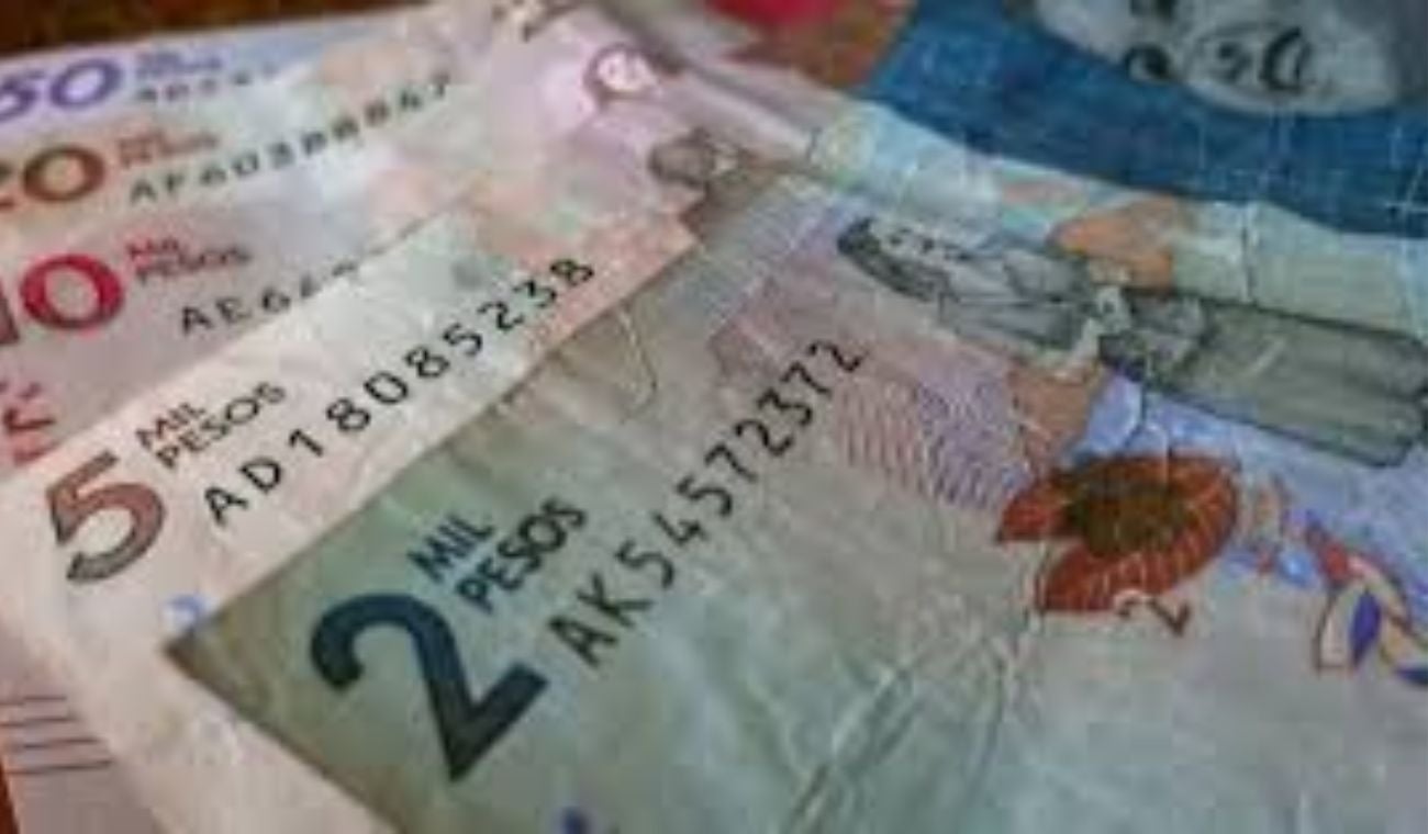 Pesos colombianos