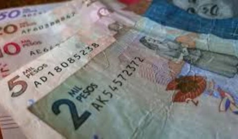 Pesos colombianos