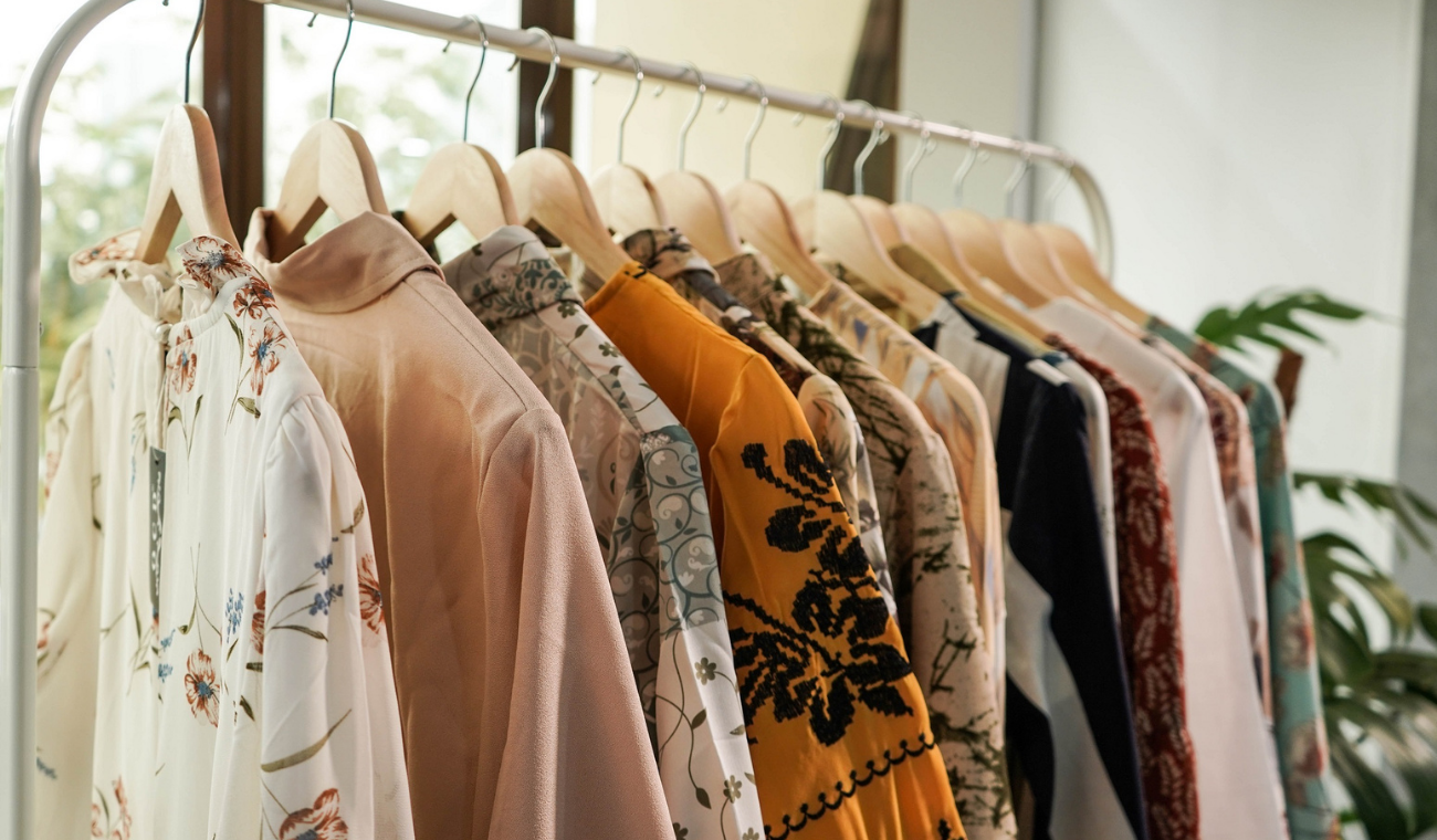 Principales tendencias de moda para regresar al trabajo 2025