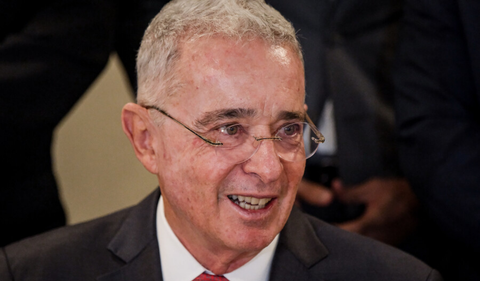 Insisten en que el expresidente Uribe encabece la lista del Centro Democrático al Senado