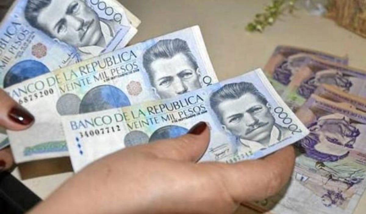 Pesos colombianos