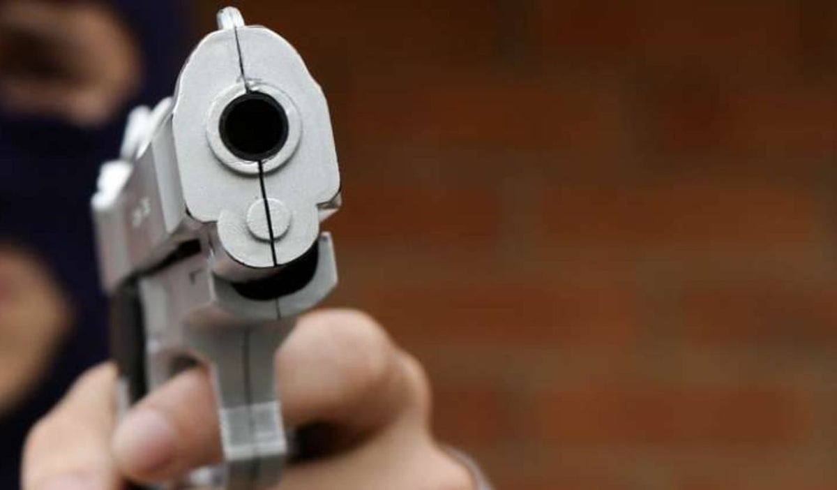 Pistola