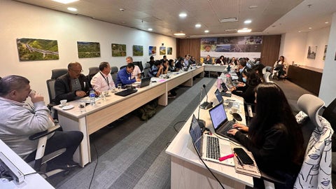 Reunión entre los camioneros y MinTransporte