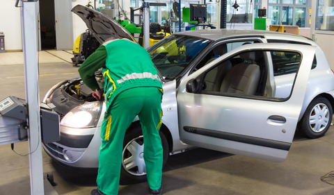 ¿A cuáles carros le podrían rechazar la revisión tecnomecánica en 2025?