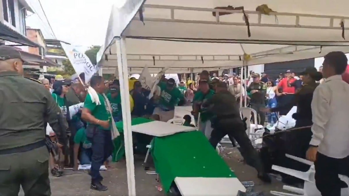 Altercado evento Petro en El Espinal | Comunidades indígenas y Policía | Petro en el Tolima | Febrero 2025