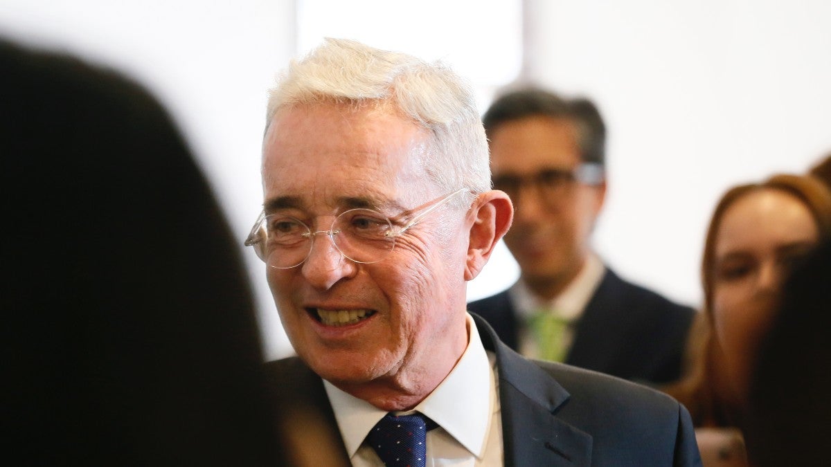 Álvaro Uribe Vélez ofreció hectáreas de El Ubérrimo
