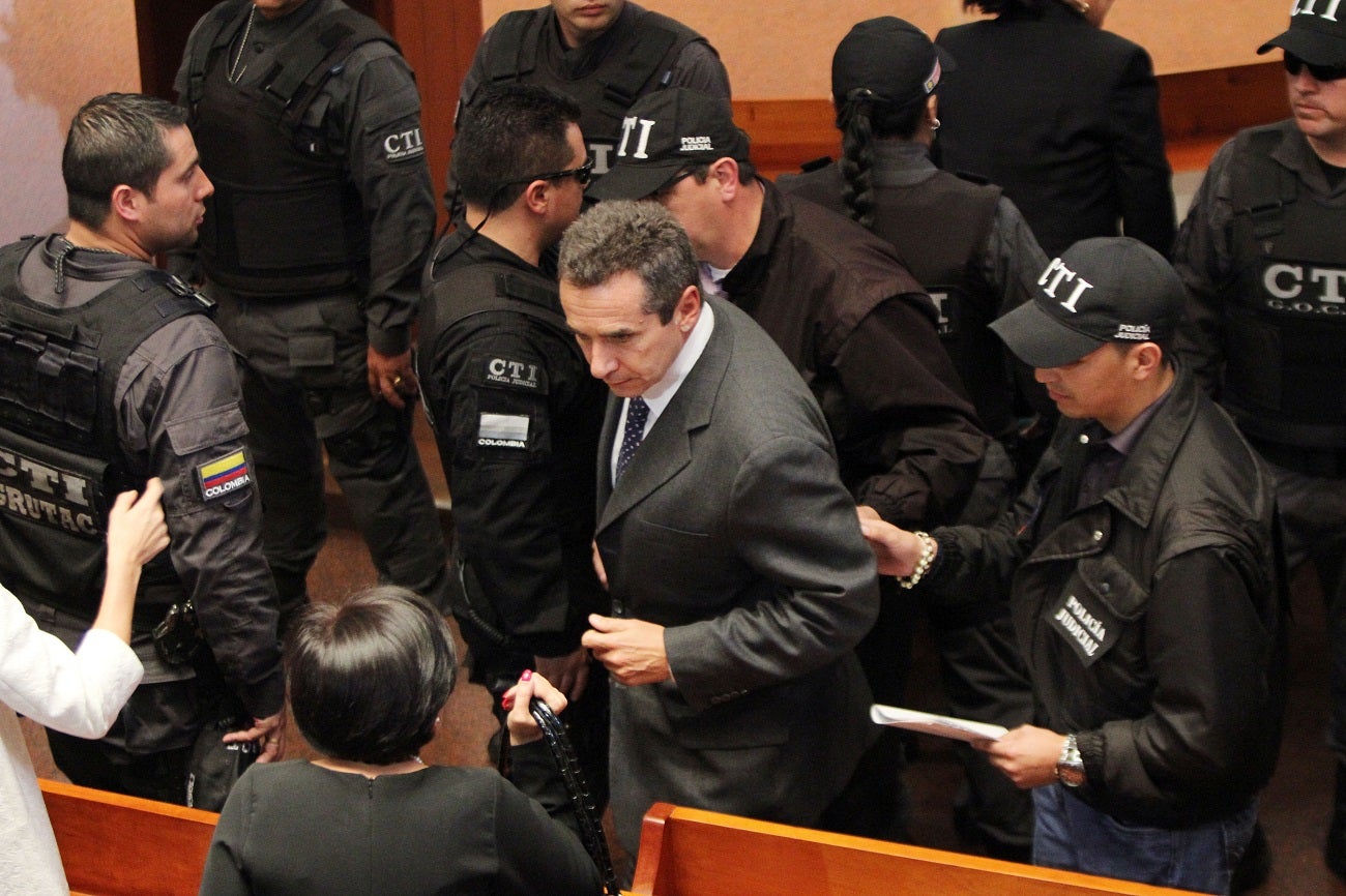 Casa por cárcel a Bernardo Moreno por 'Yidispolítica'