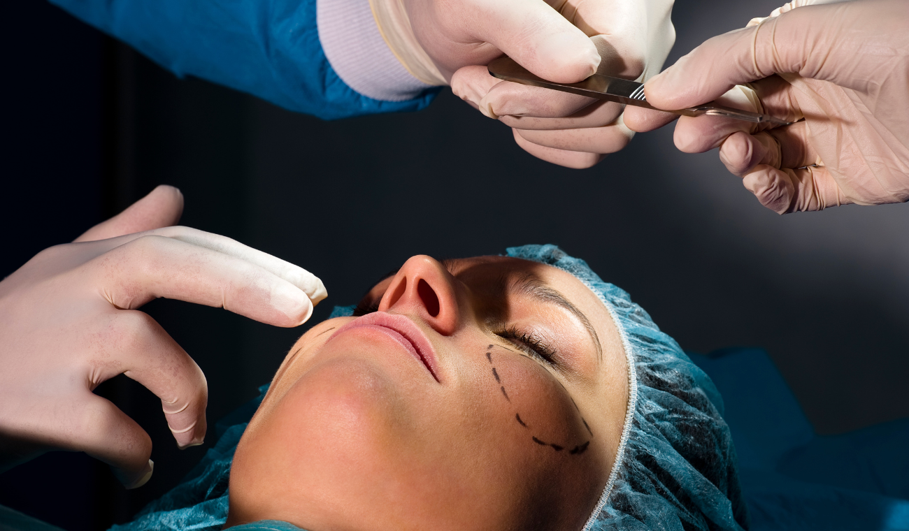 Lo que debe indagar antes de realizarse una cirugía plástica