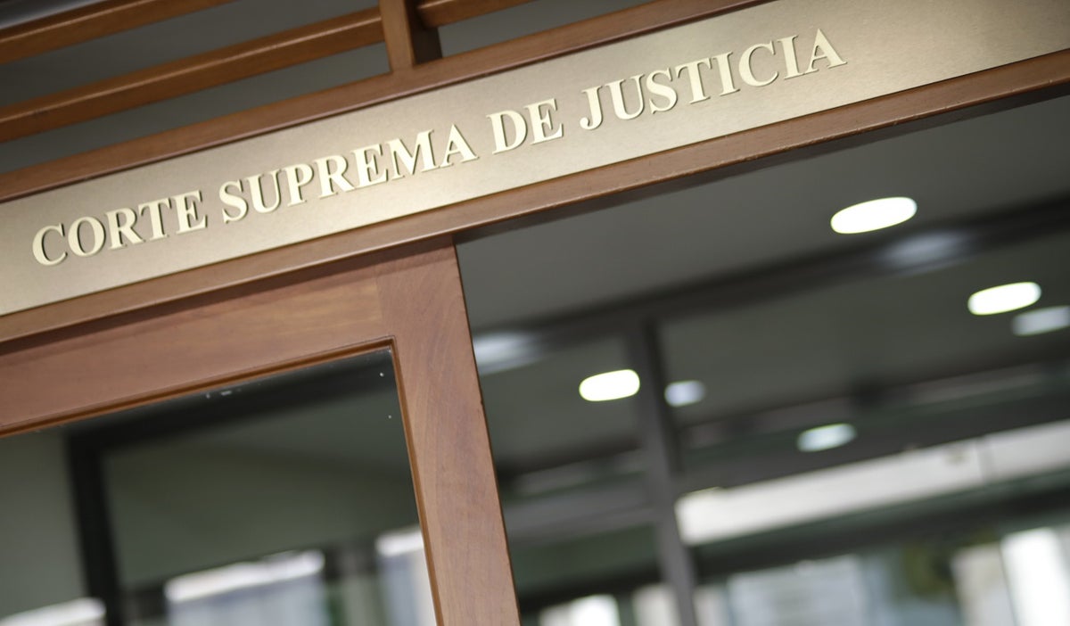 Corte investigará congresistas por nombramientos en la DIAN