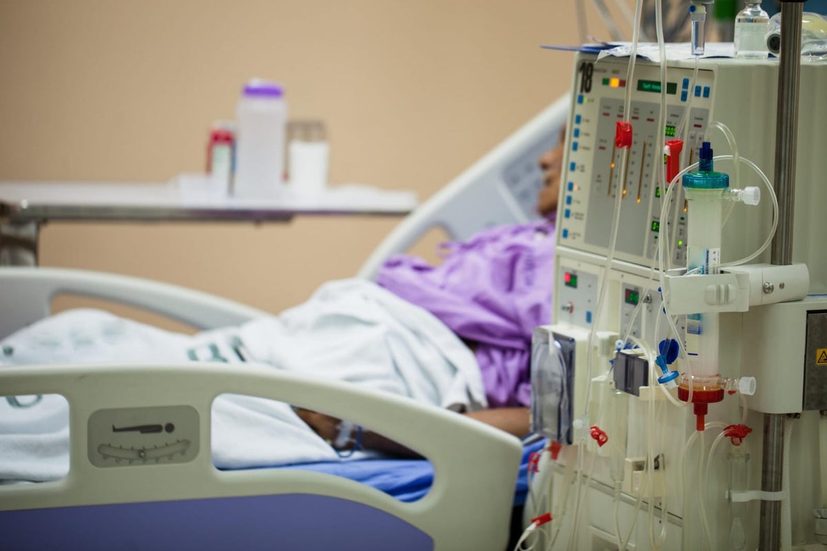 Pacientes Colombia respalda advertencias de la Contraloría sobre crisis en EPS intervenidas