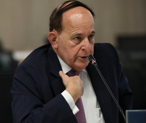 Excongresista Álvaro Ashton