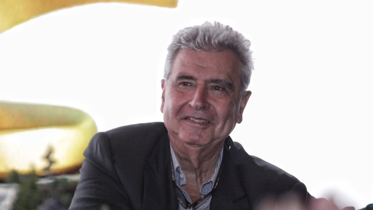 Fernando Molina deja la Presidencia de RCN Radio.