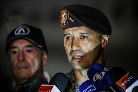 General Pedro Sánchez es nuevo ministro de Defensa de Petro