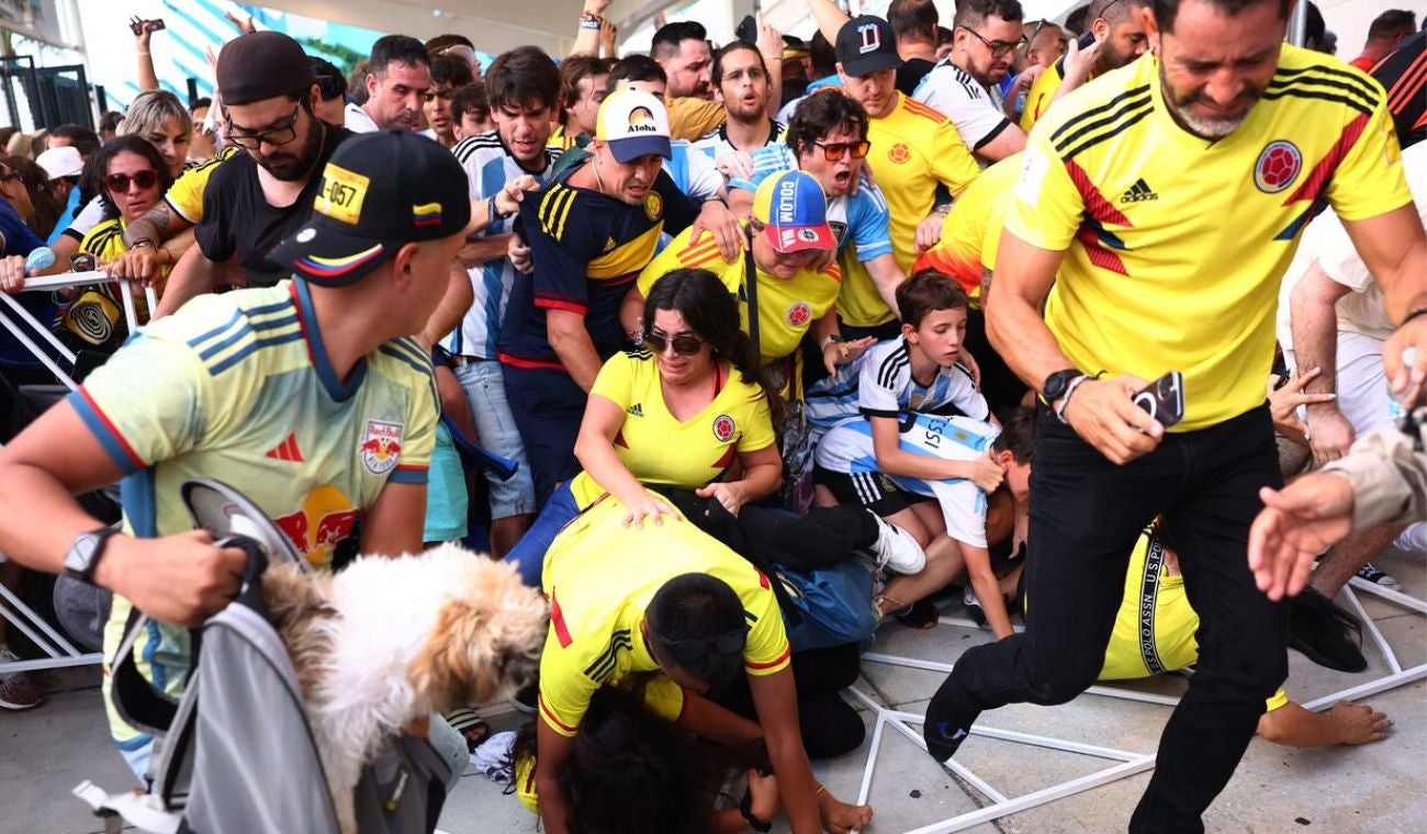 Hinchas colombianos en la final de la Copa América