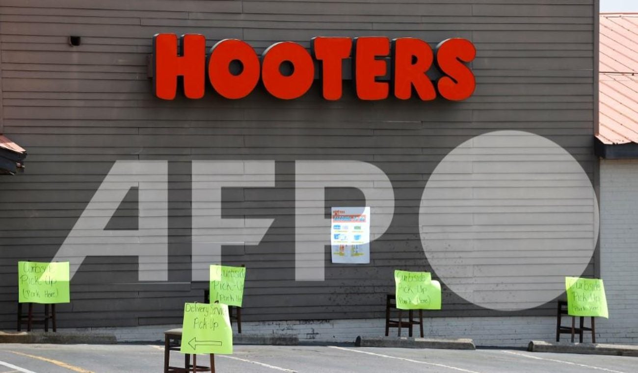 Hooters