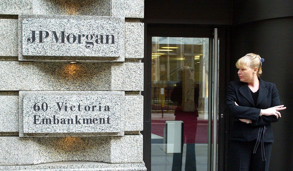 J.P. Morgan recomienda invertir en mercados distintos a Colombia