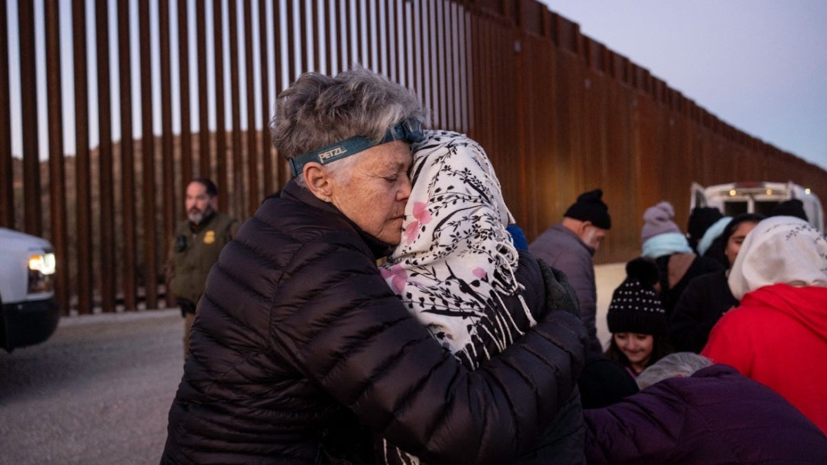 EEUU: trámite CLAVE para MIGRANTES que evita DEPORTACIONES