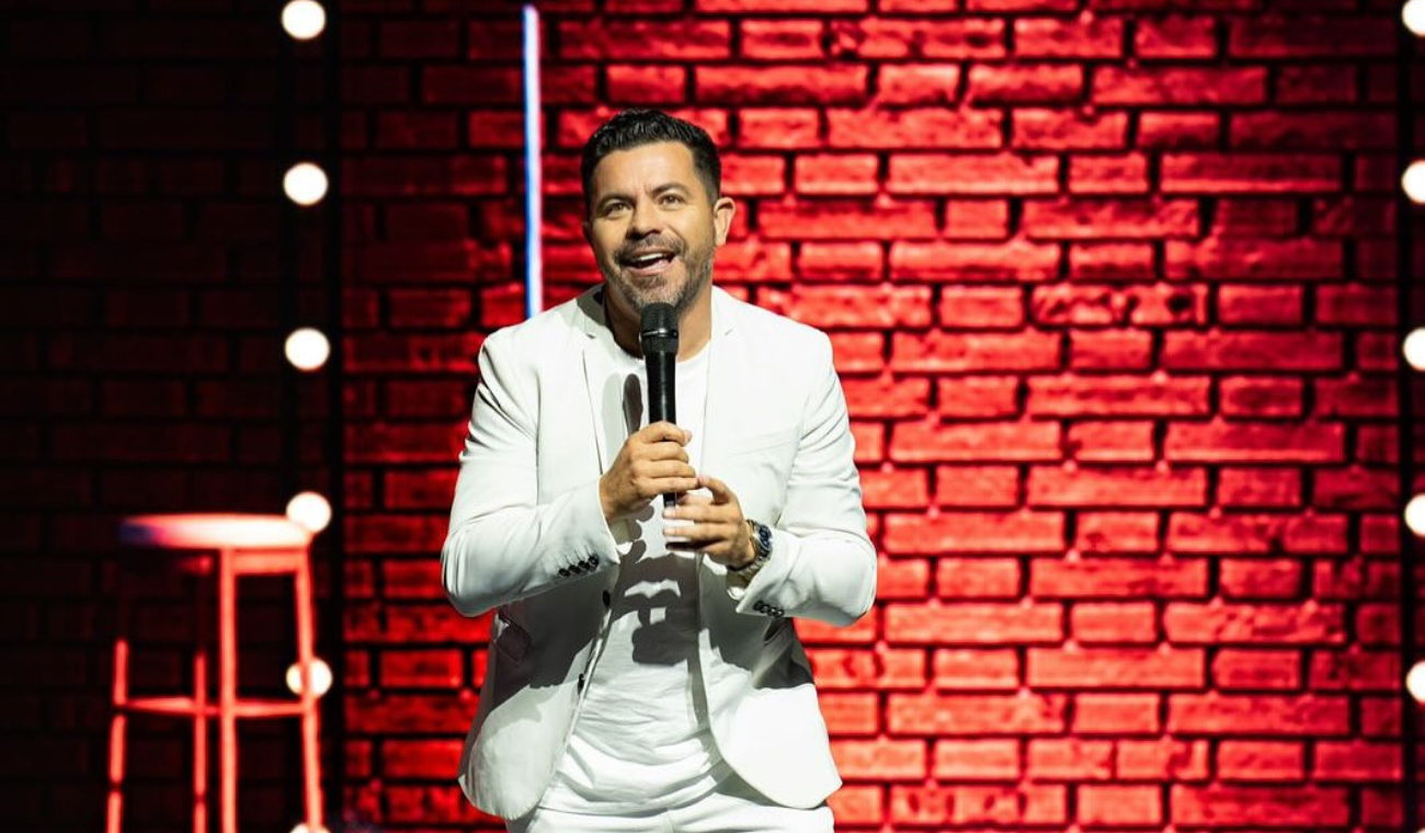 comediante colombiano Peter Albeiro