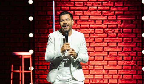 comediante colombiano Peter Albeiro