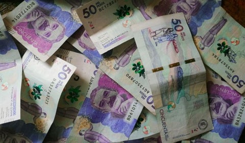 Pesos colombianos