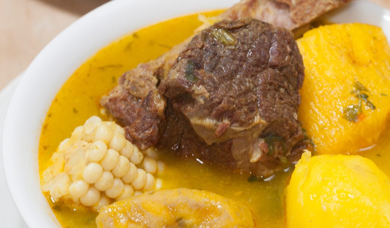 Sancocho colombiano