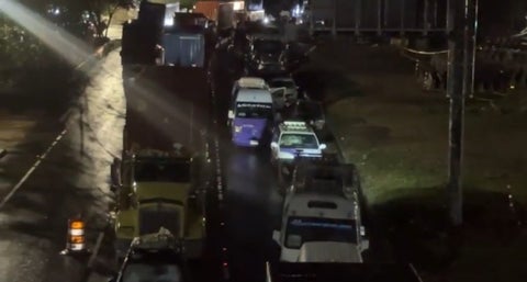 Bloqueo vía Bogotá - Girardot