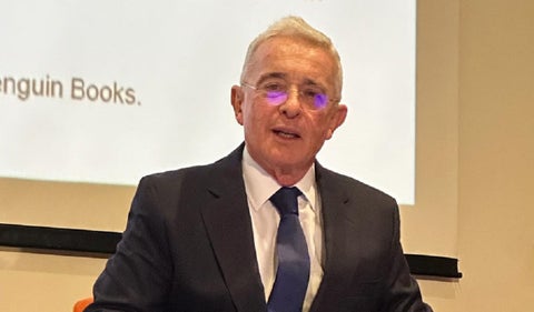 Álvaro Uribe habló de elecciones 2026 y mencionó "estallido"