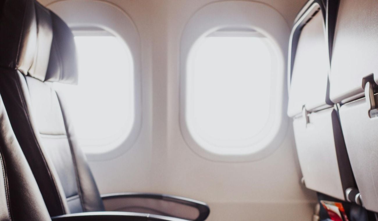 ¿Viajar en AVIÓN DAÑA la PIEL? Expertos dan cuidados CLAVES