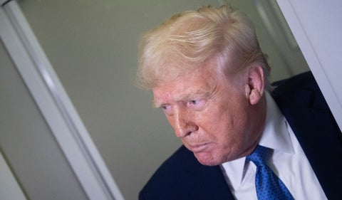 Trump ordenó el despliegue de un destructor en el Golfo de México para combatir el narcotráfico.