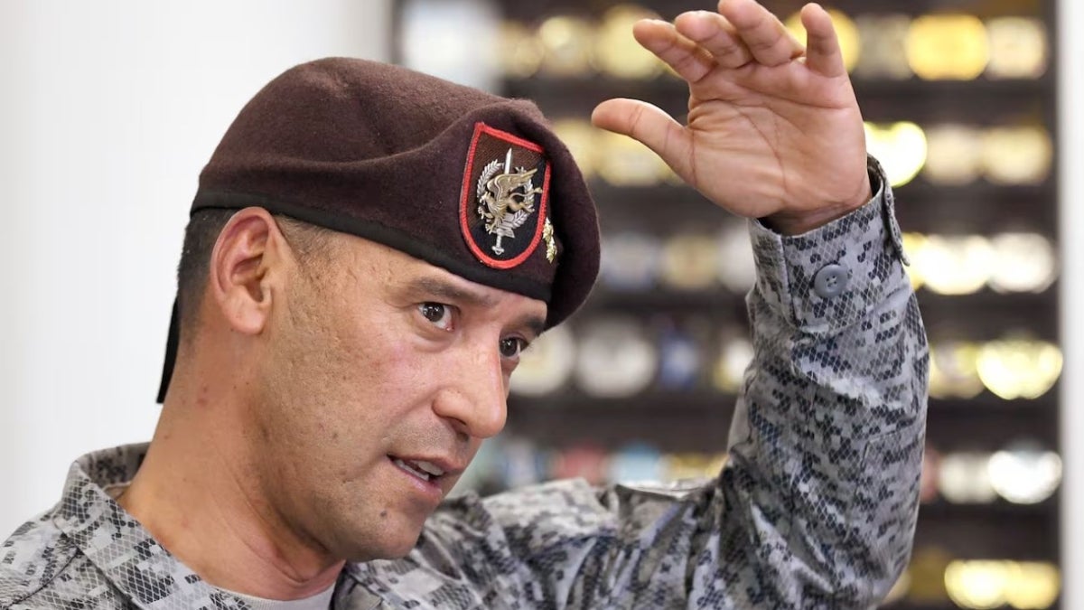 Ministro de Defensa general Sánchez