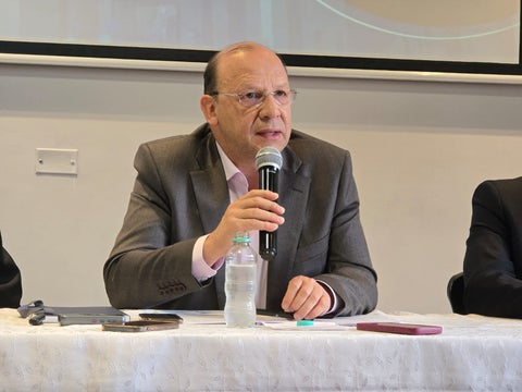 Ministro de Hacienda, Germán Ávila