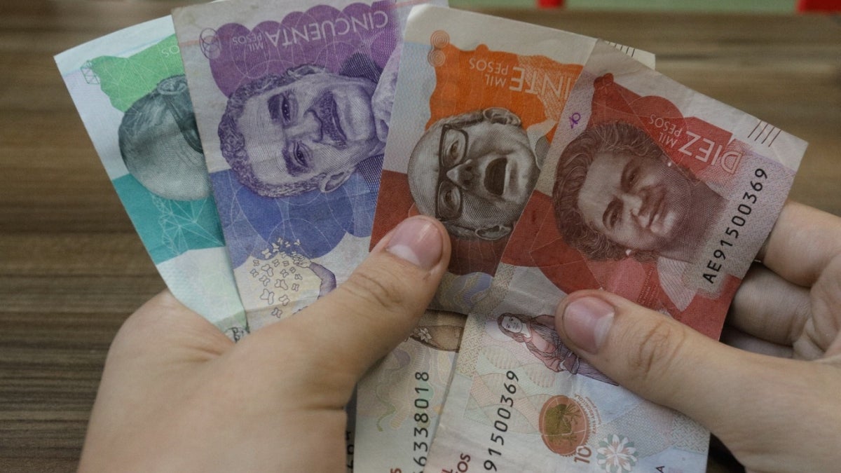 Pesos colombianos