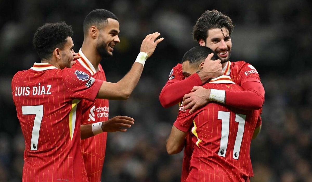 Luis Díaz con Liverpool